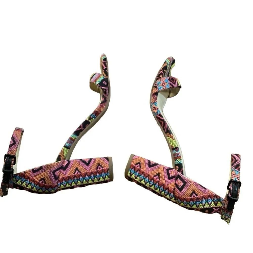 Jessica Simpson 5.5 Monrae Aztec Block Heel - Picture 12 of 14